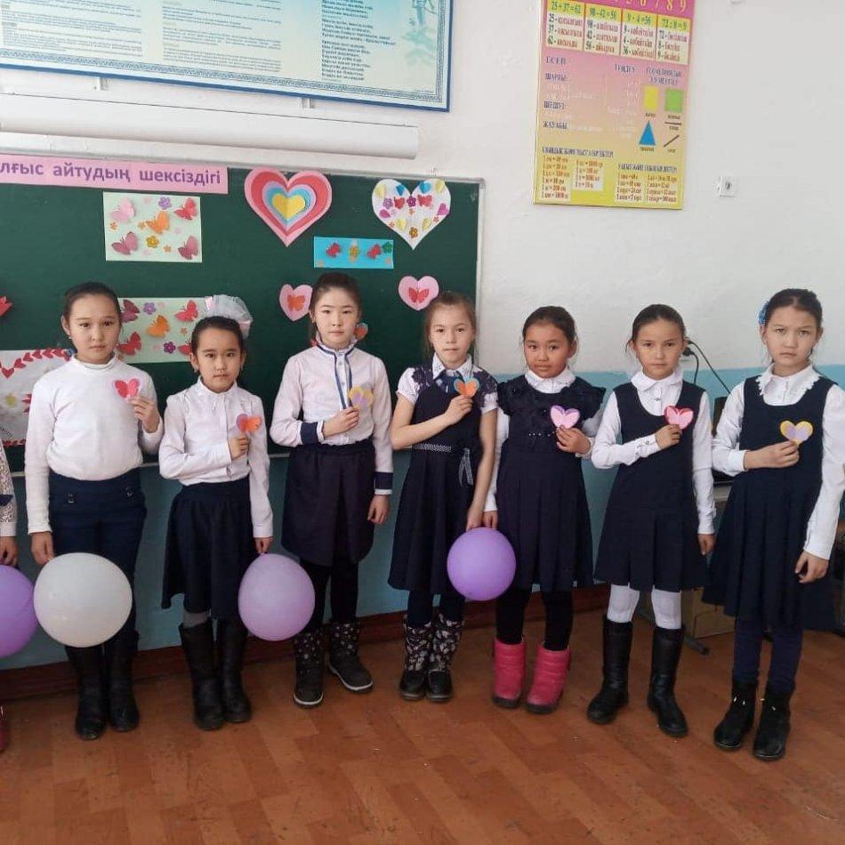 Алғыс күні 3 сынып оқушылары
